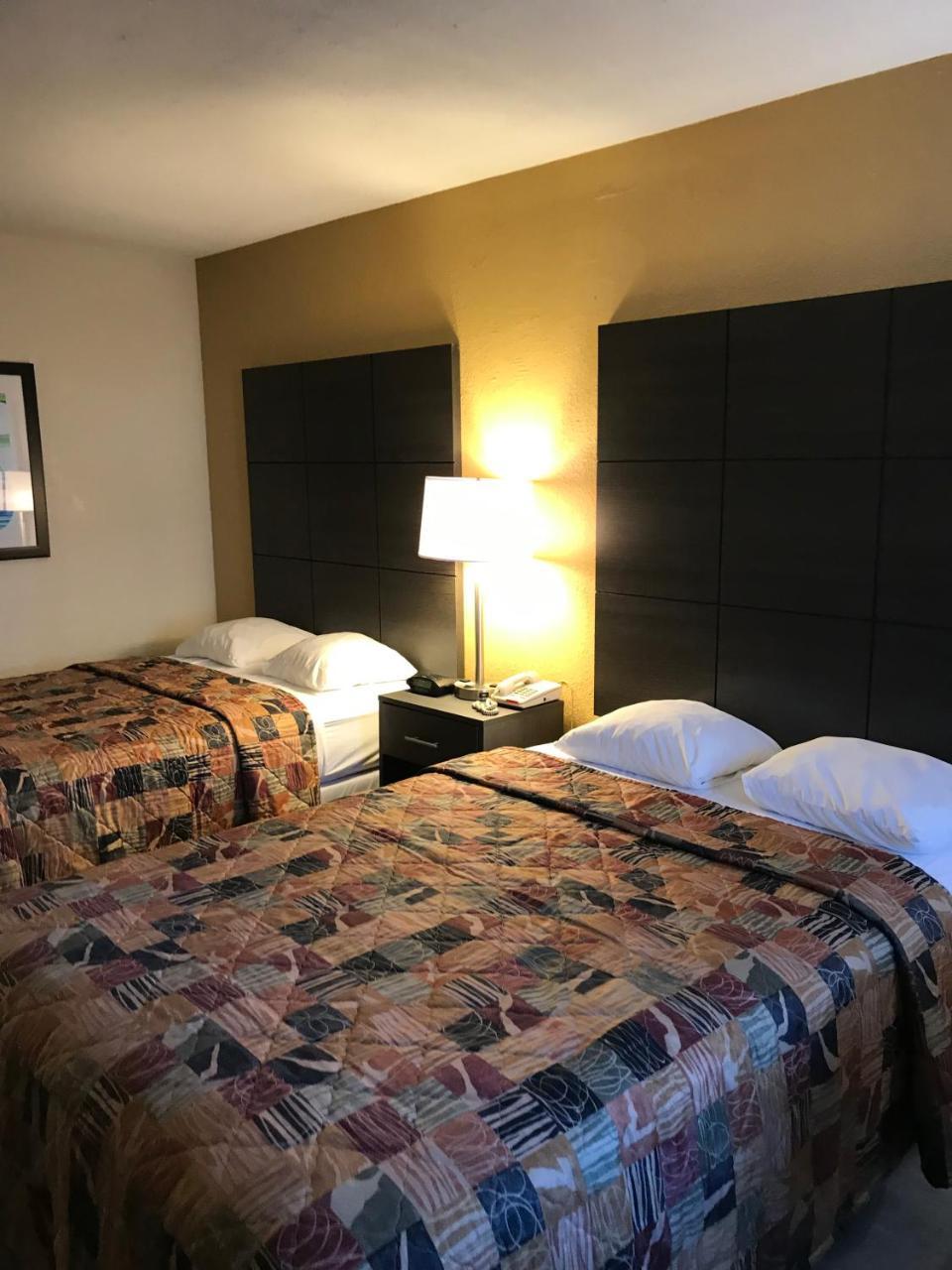 Sunset Inn Northlake Charlotte Zewnętrze zdjęcie